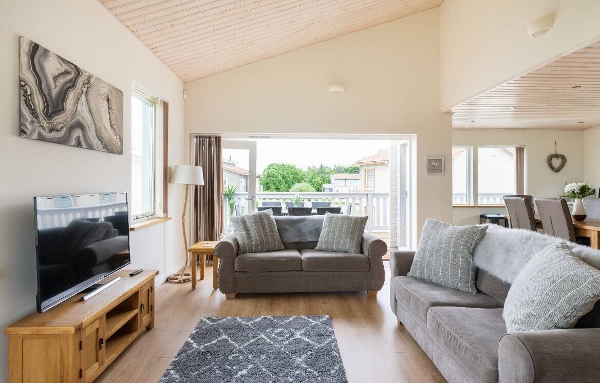 Luxury lodge run as successful Airbnb 
