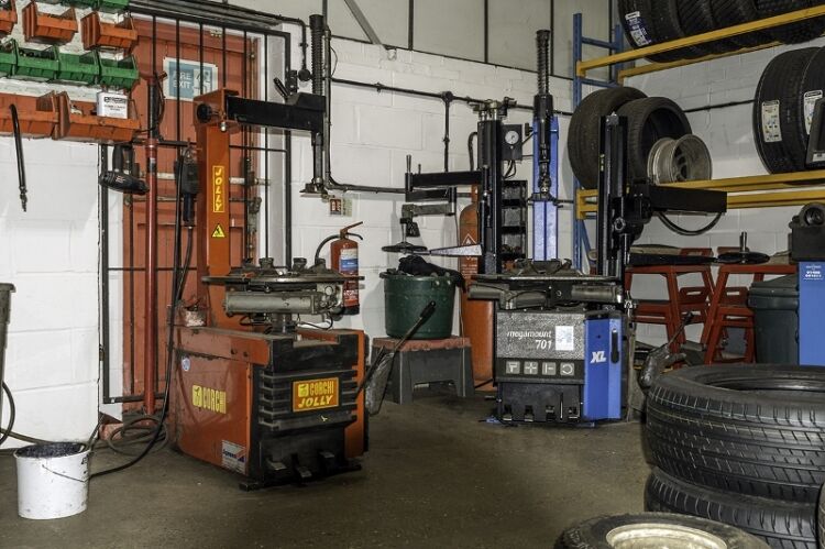 Tyre Specialist Offering Commercial & Agricultural Tyres