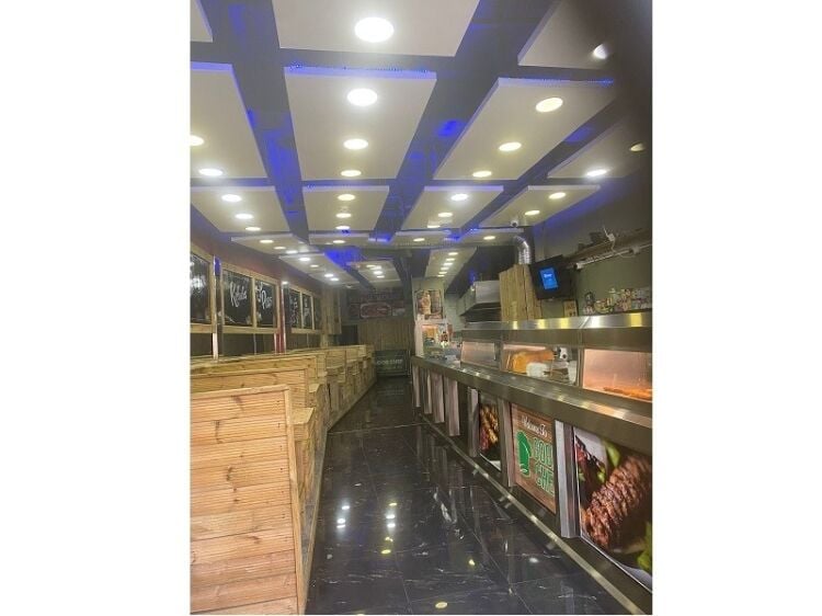 Highly rated takeaway in busy location for sale Photo 3