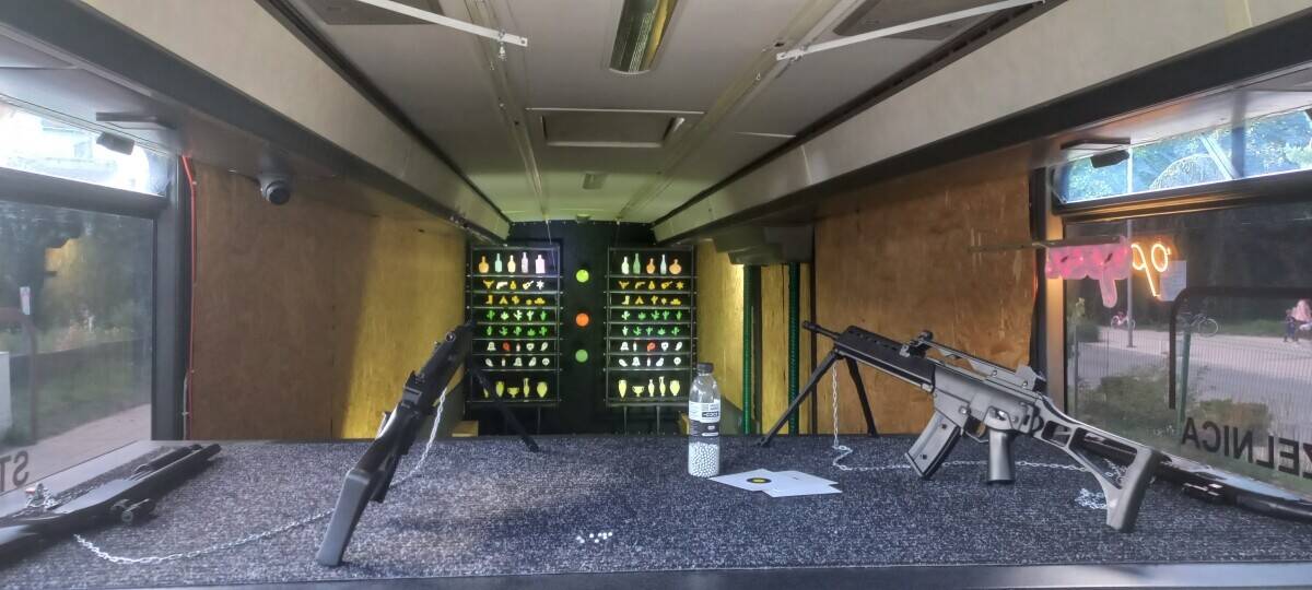 BUS shooting gallery - a ready-made business with a mobile shooting gallery