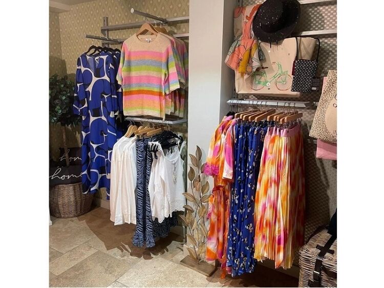 Highly rated clothing, homeware and florist business for sale