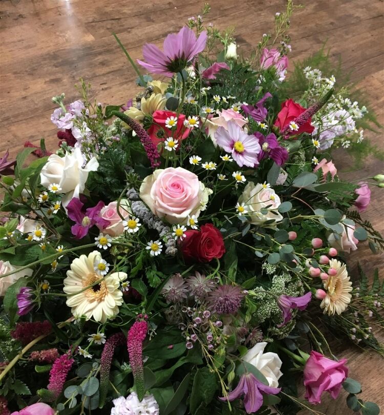 MULTI-AWARD-WINNING FLORISTS