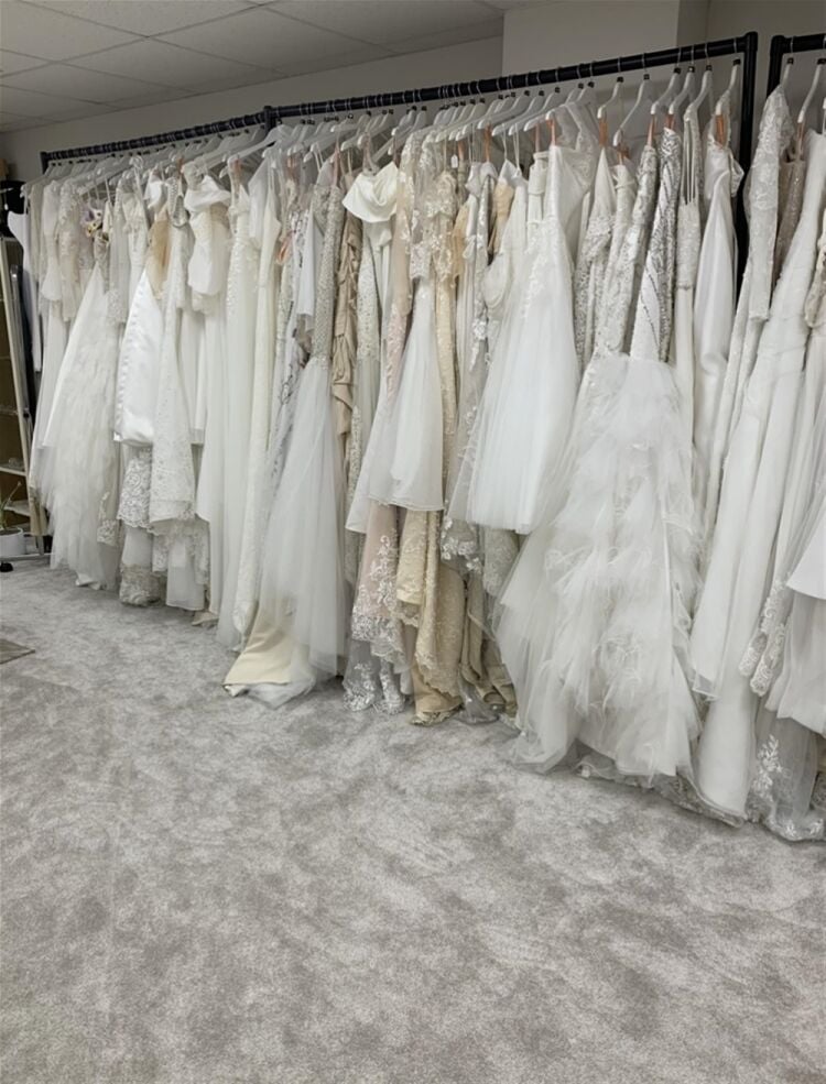 A WELL-RESPECTED PROVIDER OF BRIDAL DRESSES AND ACCESSORIES Photo 3