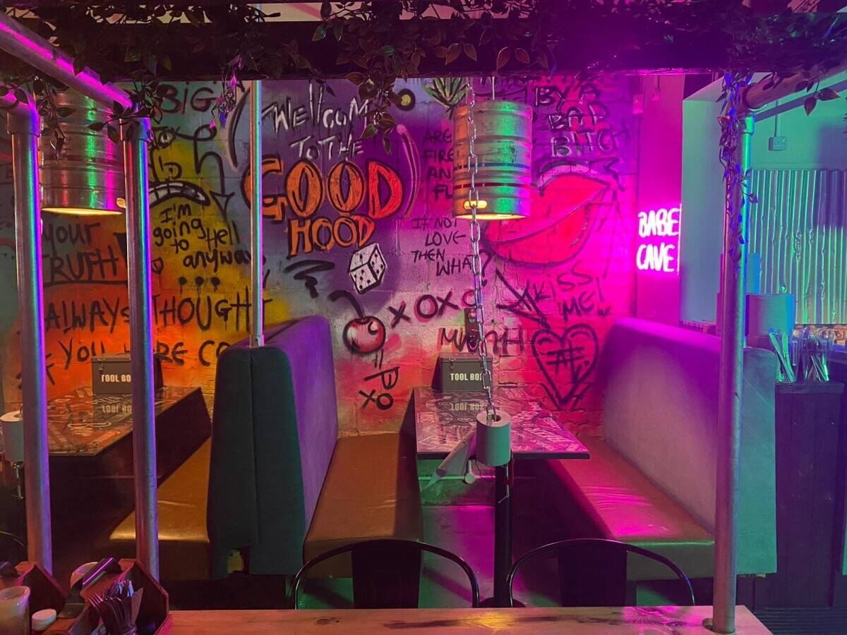 Restaurant with outside seating, fully license for sale in west kirby.