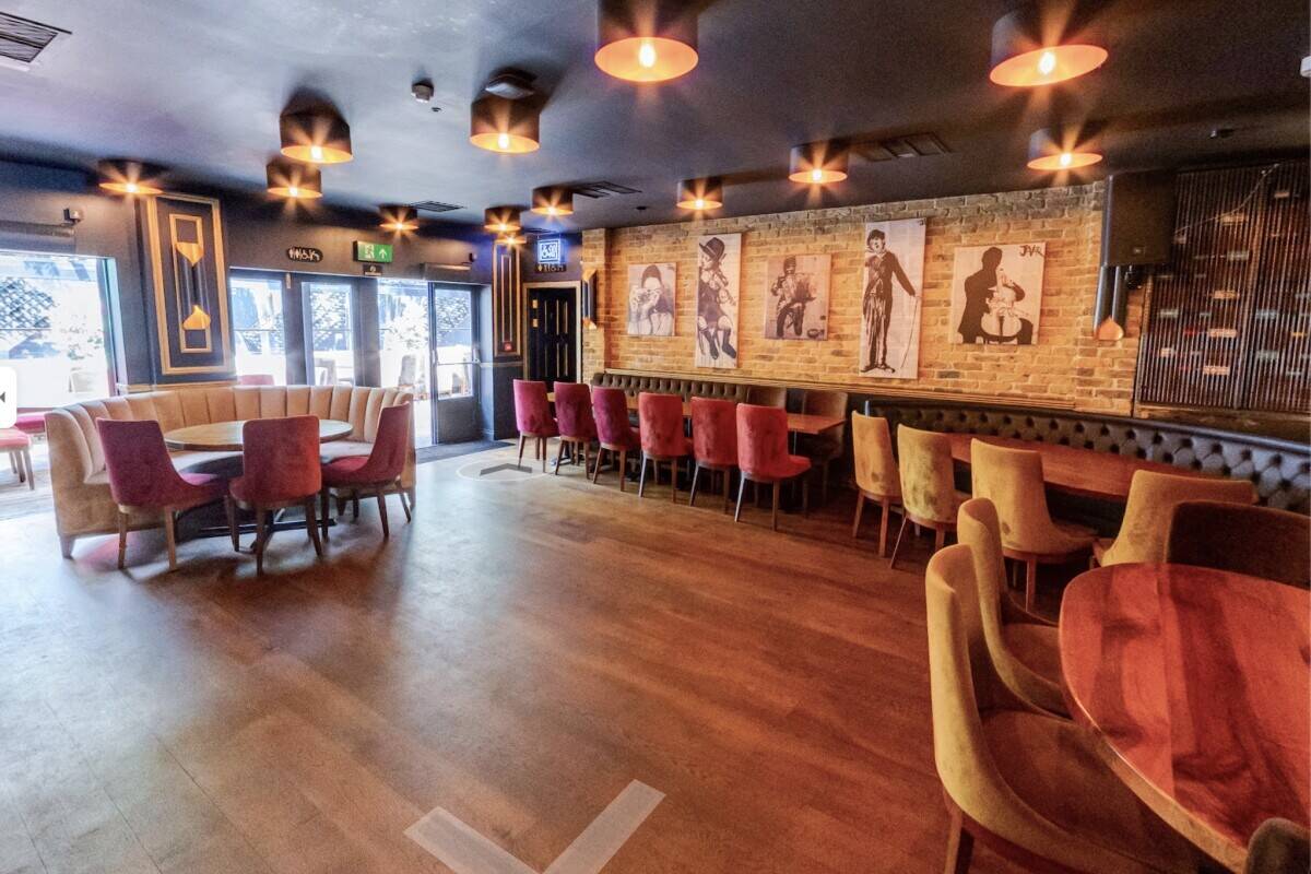 Turkish Restaurant for Sale in Loughton, Essex Photo 4