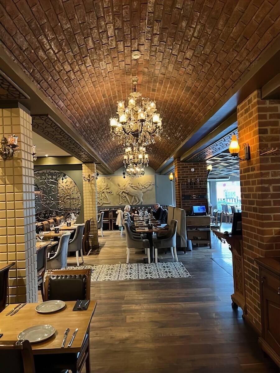 Turkish restaurant  Grill  & Bar for Sale in Croydon
