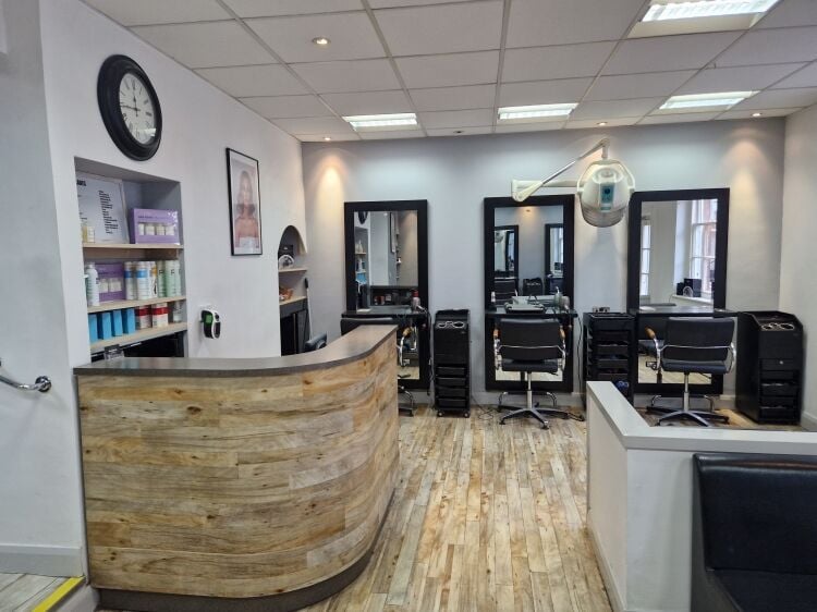 ***REDUCED***Established and Thriving Hair Salon for Sale in Coleshill