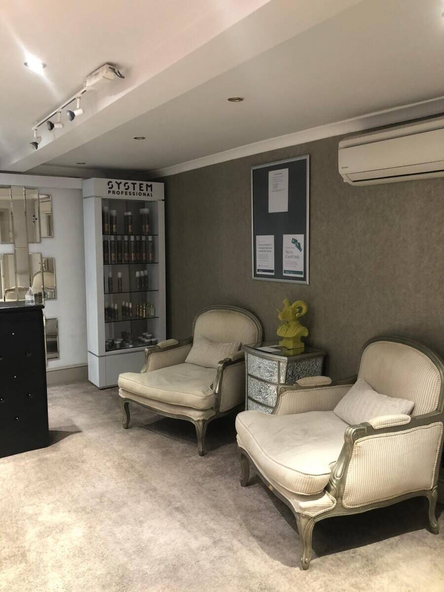Quick sale - Hair & Beauty Salon in Chichester - £1 sale Photo 4