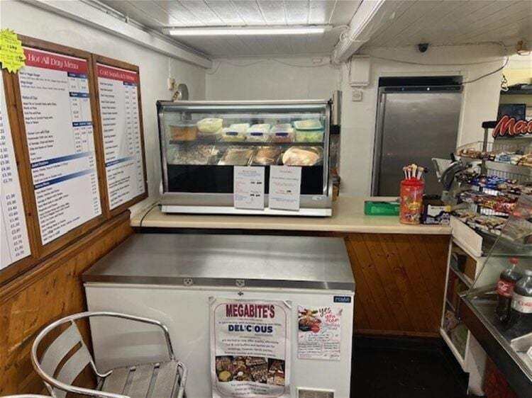 Cafe & Sandwich Bars For Sale in Leeds Photo 3