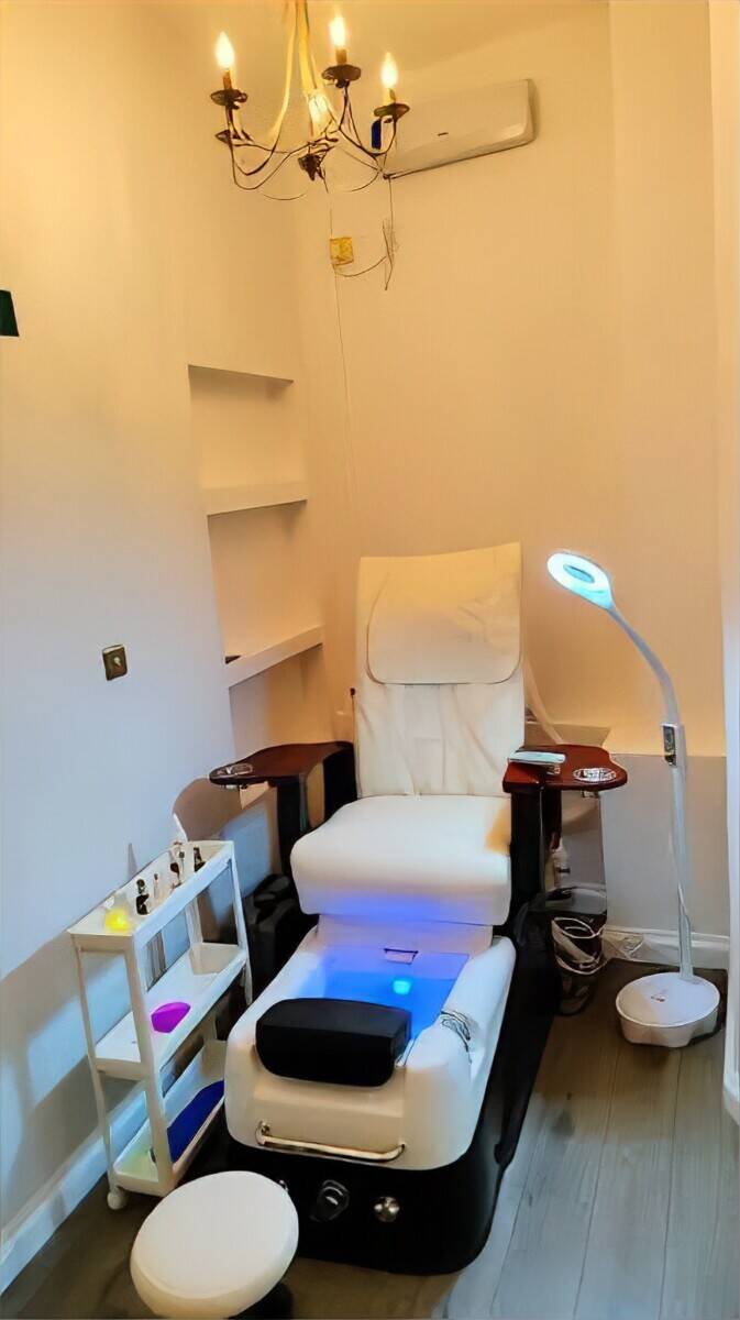 Beauty Salon to rent Photo 3