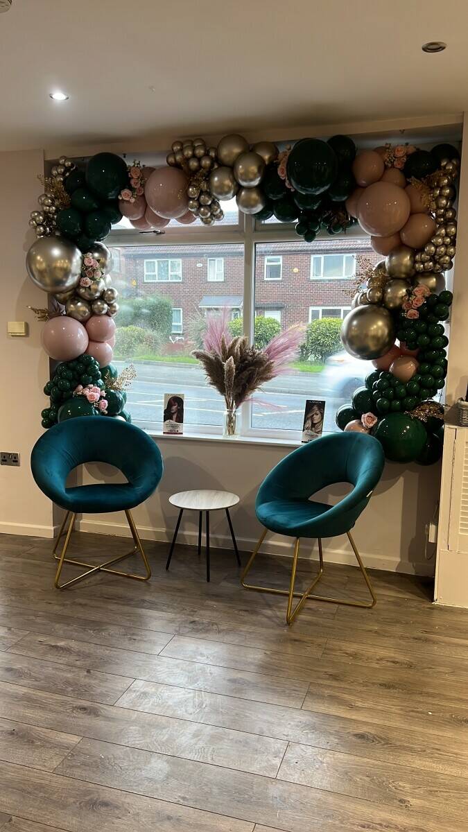 Hairdressing salon For sale Heywood