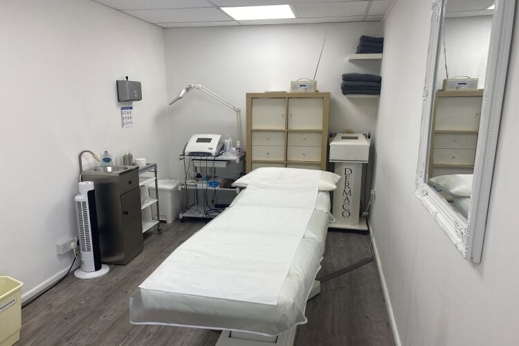 Laser Clinic & Beauty Salon - Wiltshire Photo 3