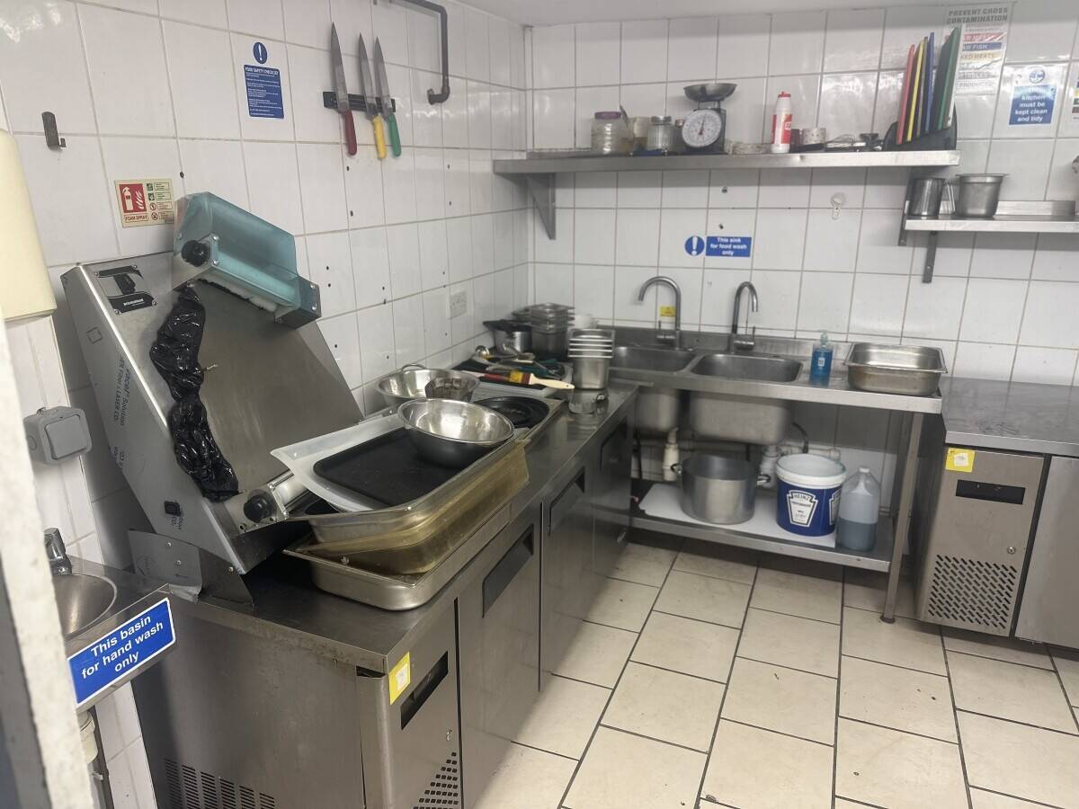 Popular take-away for sale in the heart of Watford  Photo 3