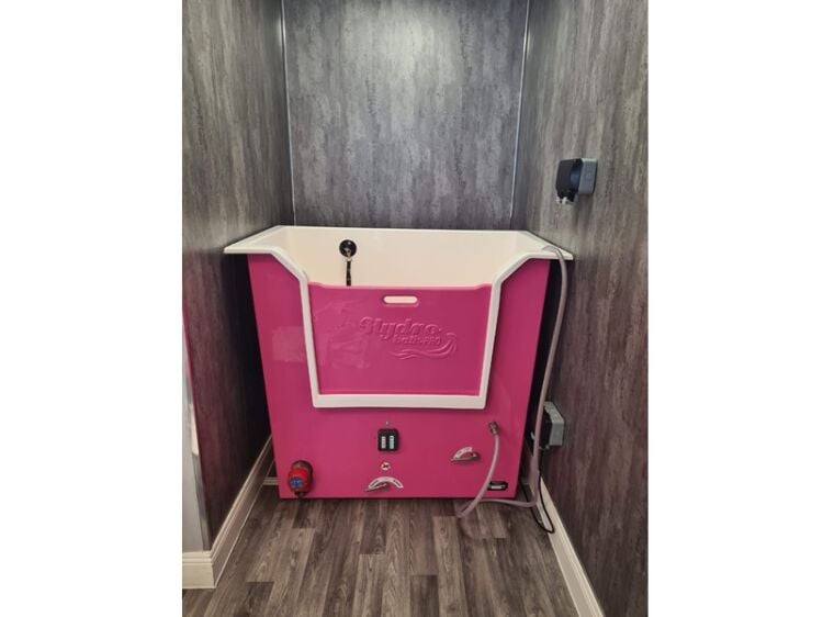 Well Established Dog & Cat Groomers For Sale Photo 3