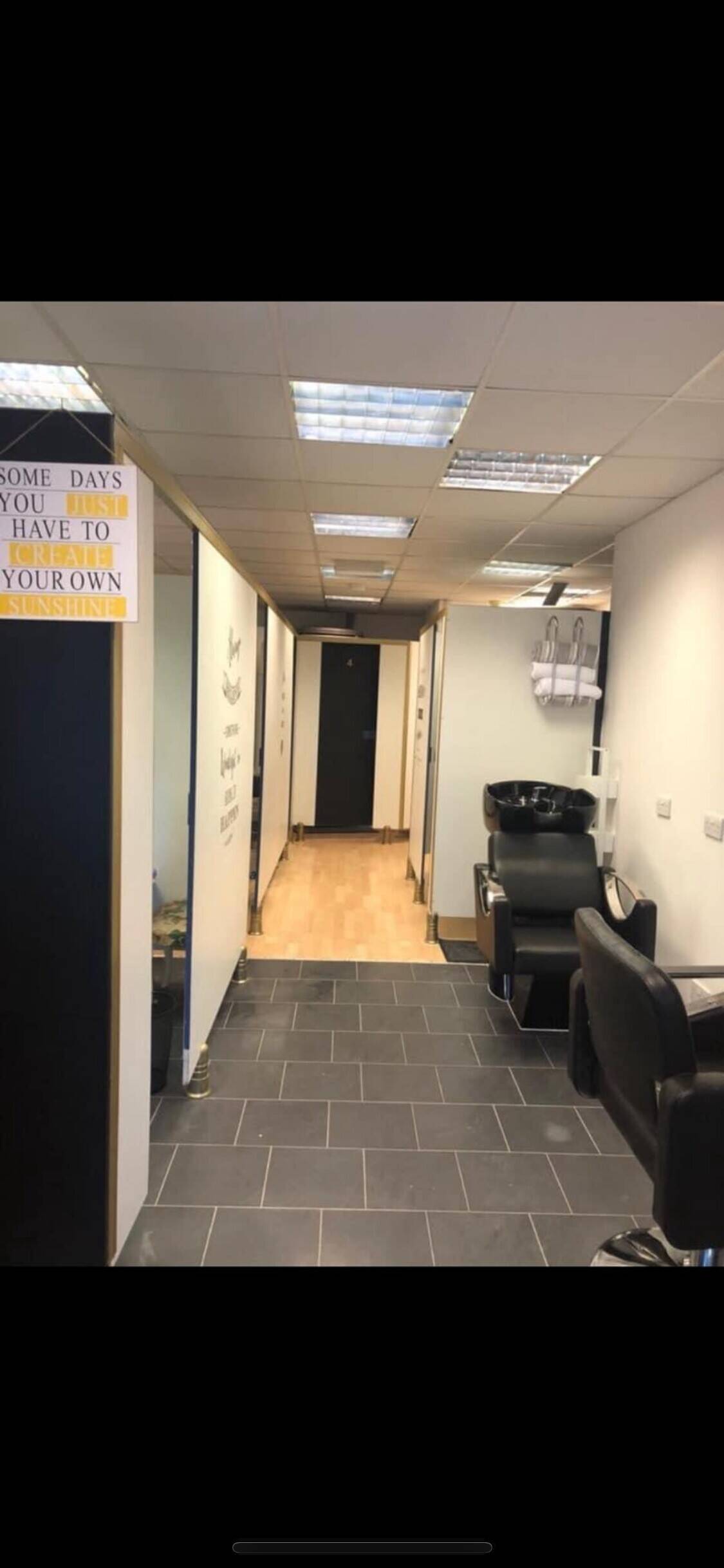 Beauty salon and sunbed in Hove Photo 3