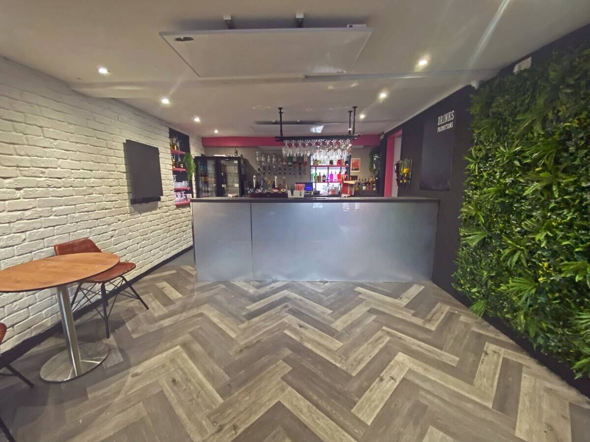 CUMBRIA - TOWN CENTRE LGBTQ BAR Photo 3