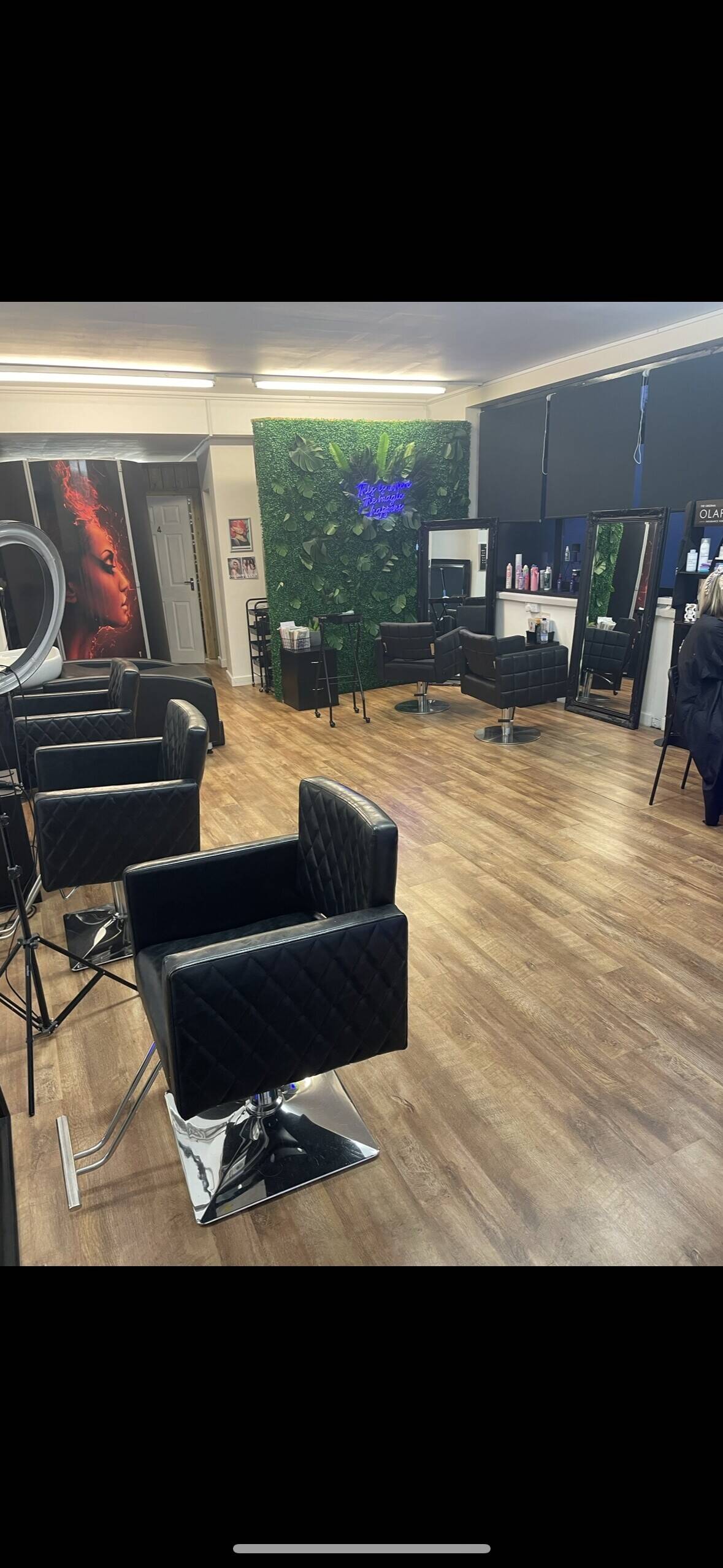 Salon for sale 