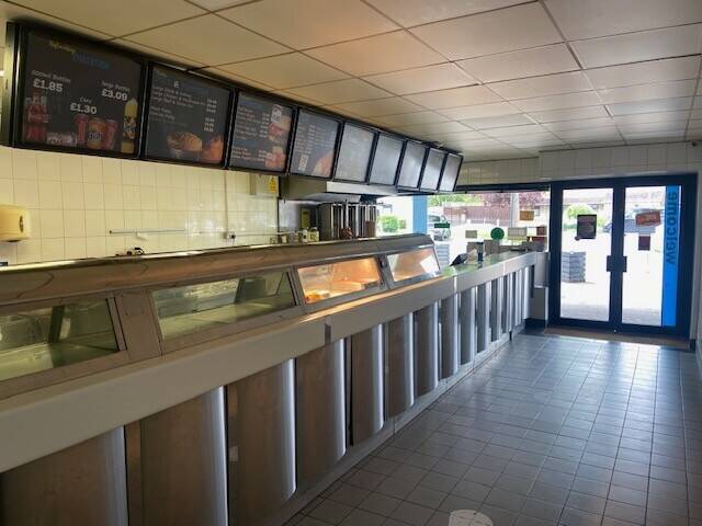 High Turnover Traditional Fish & Chip Takeaway Worcester Worcestershire Photo 3