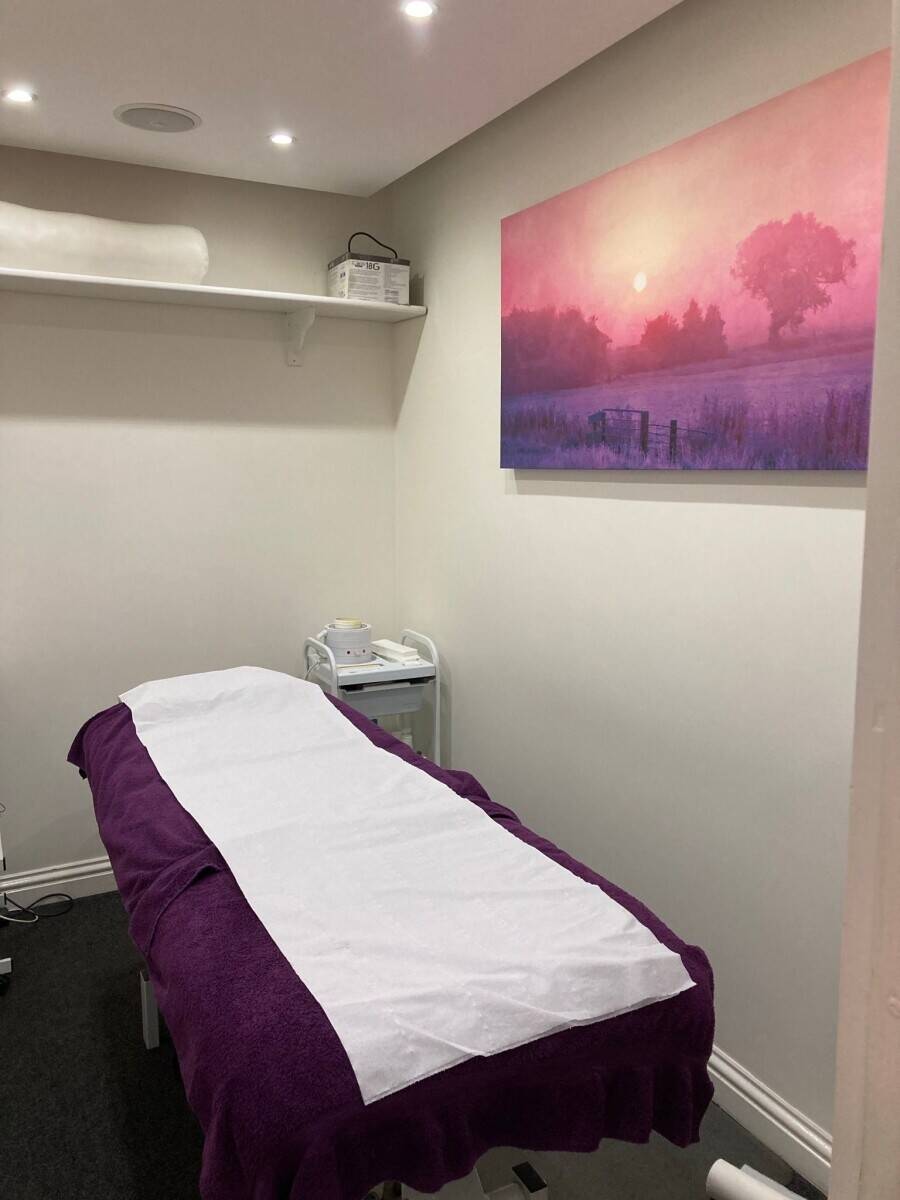 Well-established and popular beauty clinic based in an ideal area of Hertfordshire. Photo 3