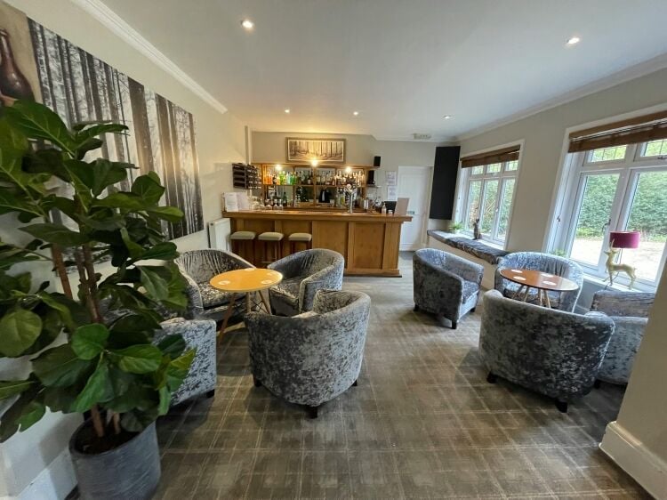 Boutique Hotel (6 bedrooms), Restaurant & Owners Accommodation