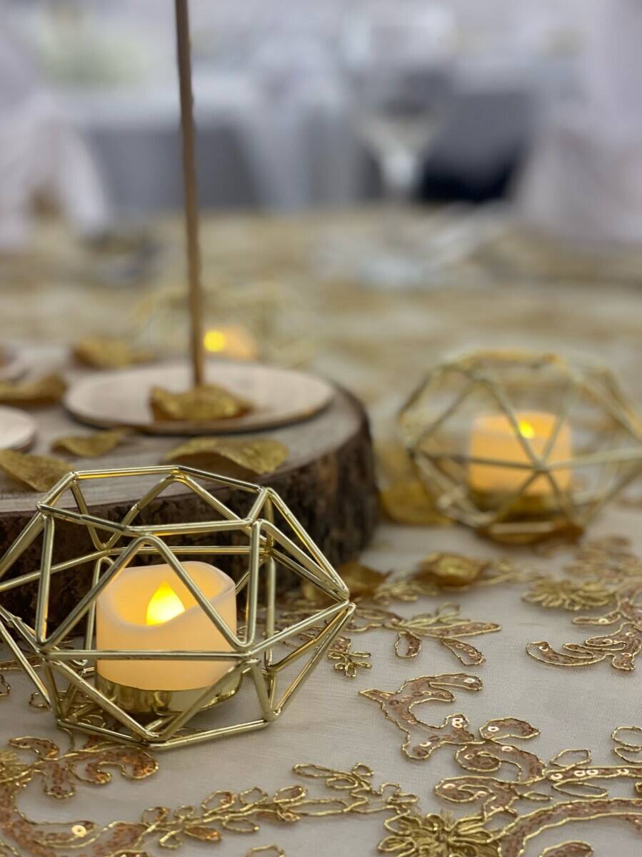 Popular event decorating business with substantial stock holding Photo 3