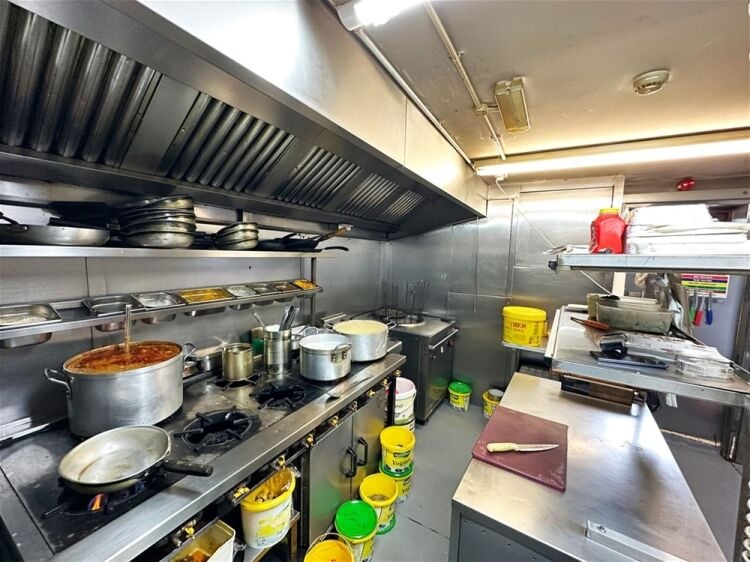 Restaurant/Hot Food Takeaway in Leigh Photo 3