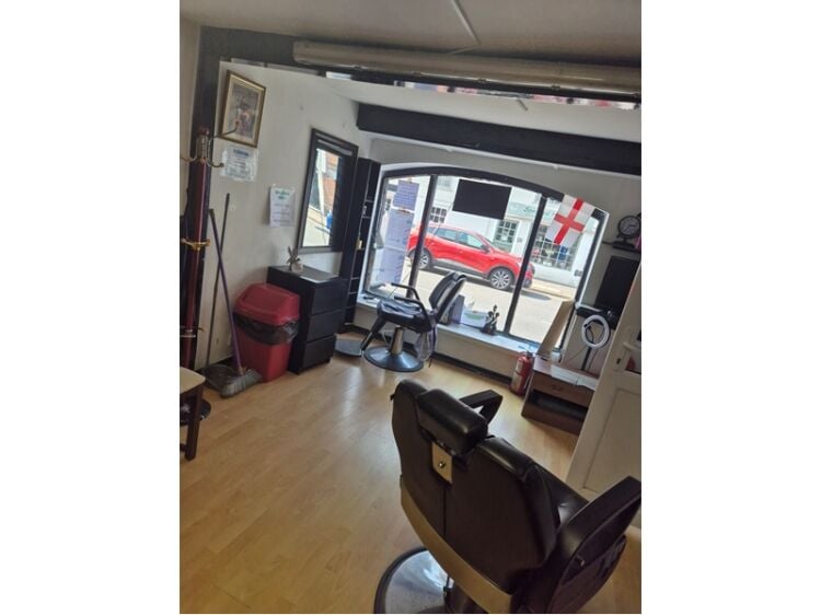 Profitable Barber Shop For Sale Photo 3