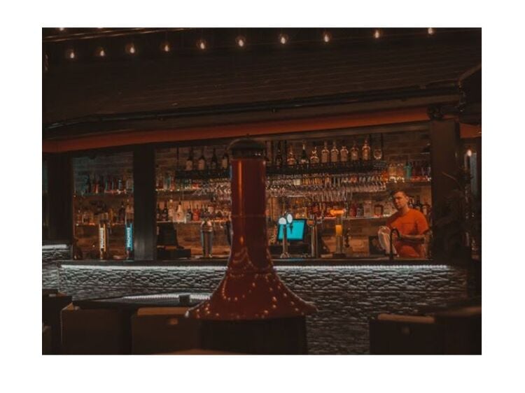 Well Established & Popular Restaurant and Bar For Sale Photo 3
