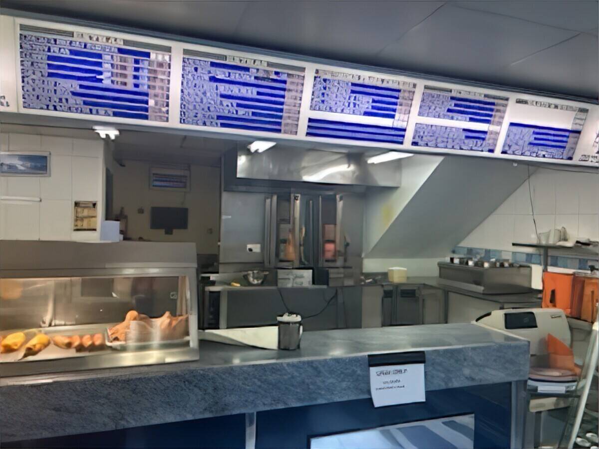Fish & Chips Shop for Sale in Tamworth, B79 Photo 3