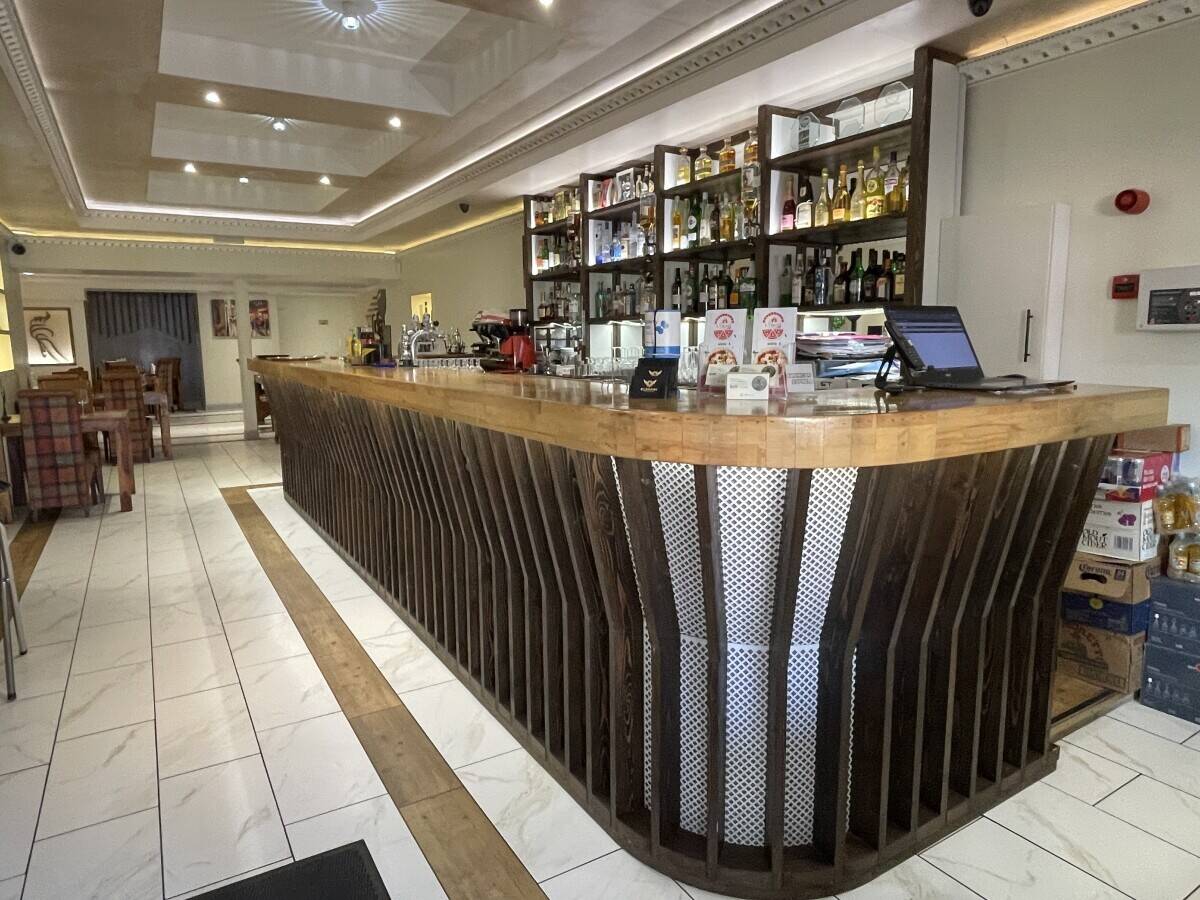 Italian Restaurant in Bathgate for sale, licensed, trading, beer garden, fully fitted