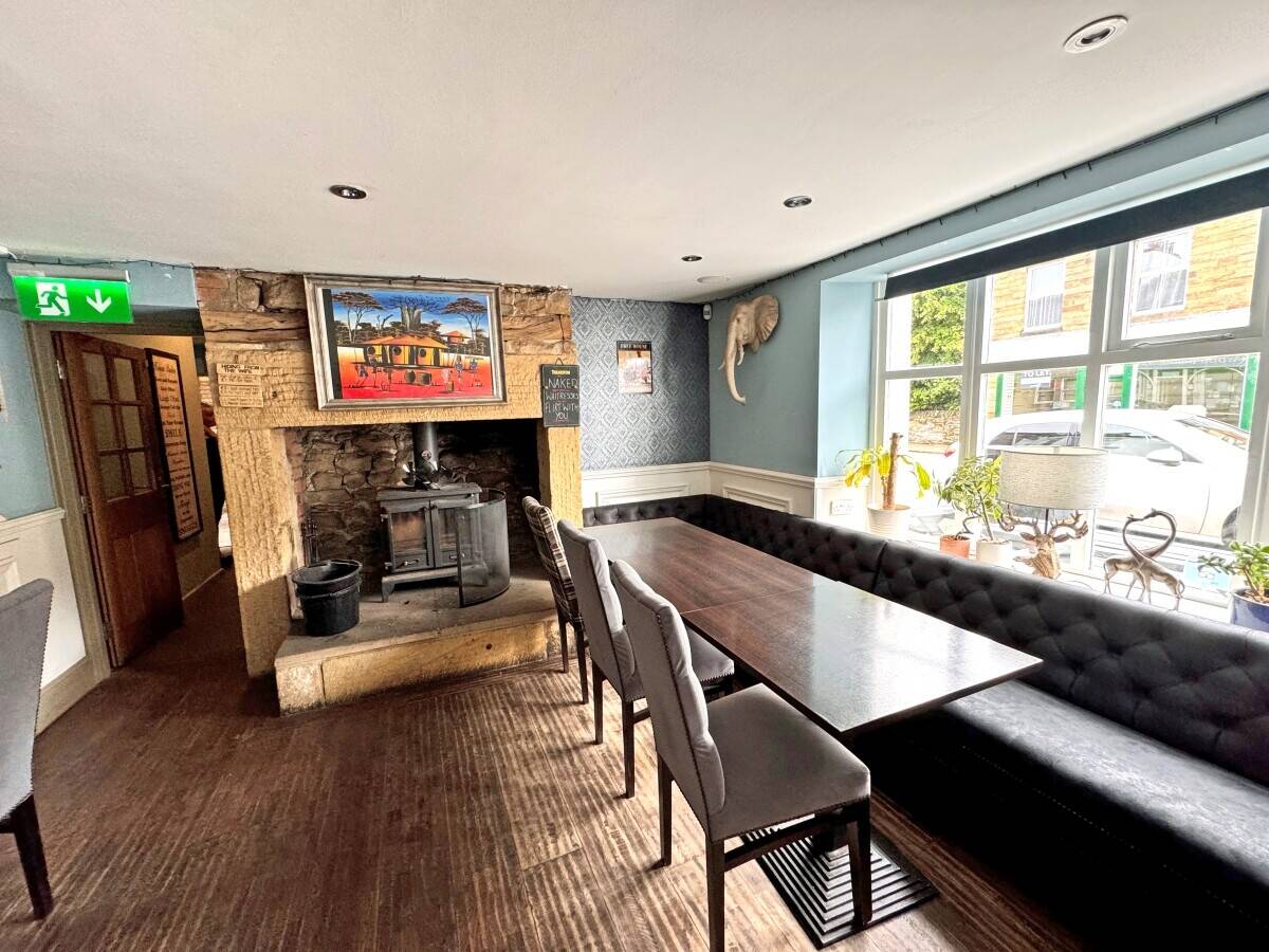 NORTHUMBERLAND - FREEHOLD - BEAUTIFUL VILLAGE PUB IN HEXHAM