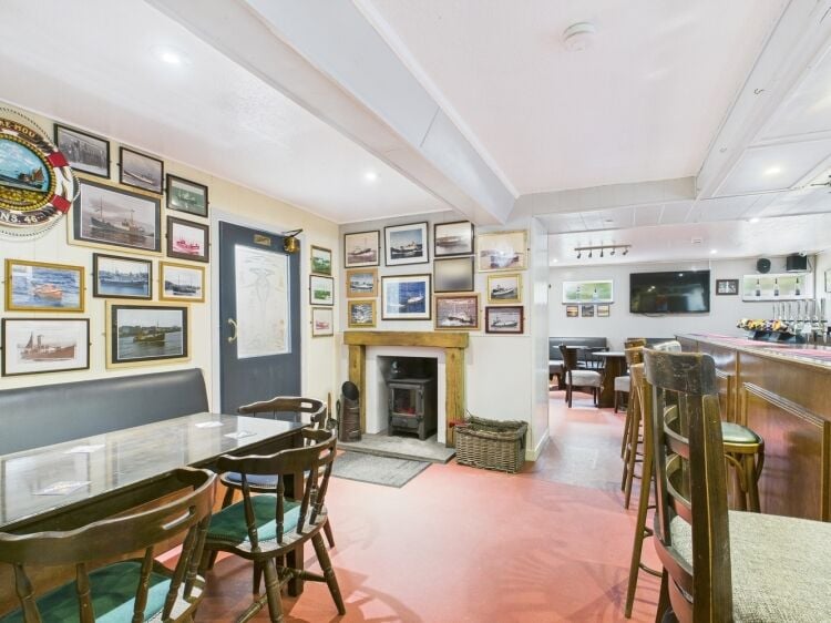 Commercial and Residential Opportunity in Coastal Village Photo 3