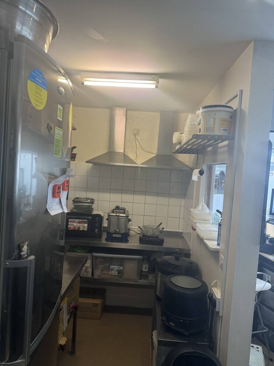 Japanese restaurant take away in Walton on Thames