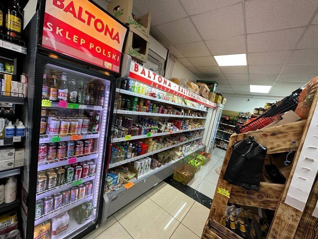 Off license / Polish Food / Soft drinks / Vegetables / Meat / Convenience Store Photo 3