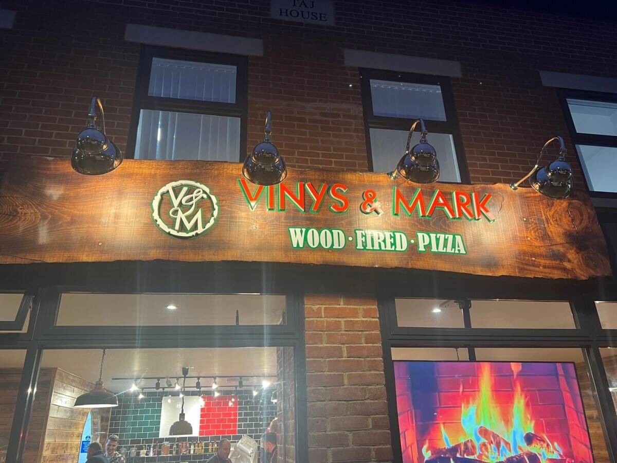 Wood Fired Pizza in Cowley Road Oxford  Photo 3