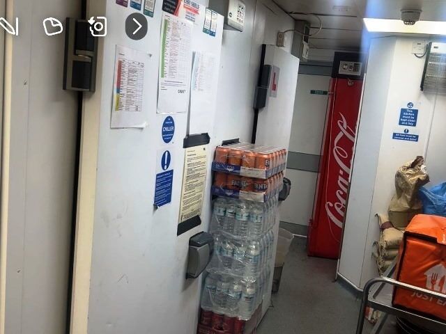 Pizza Restaurant & Grill Takeaway no Deliveries for Sale Photo 3