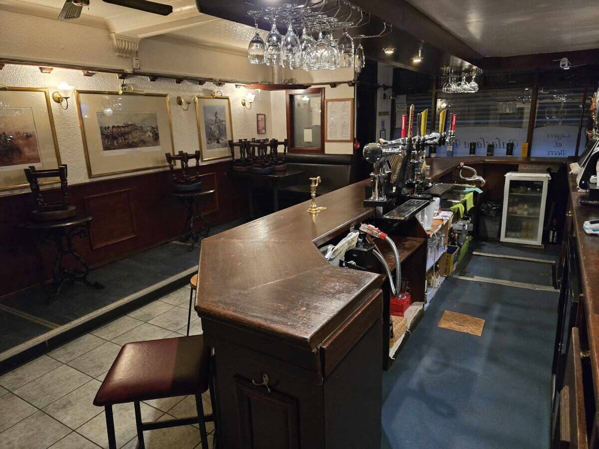 URGENT !!! THE CHEAPEST BAR/PUB FOR SALE IN UK !!! ABSOLUTELY BARGAIN !!! CITY CENTER ABERDEEN Photo 4