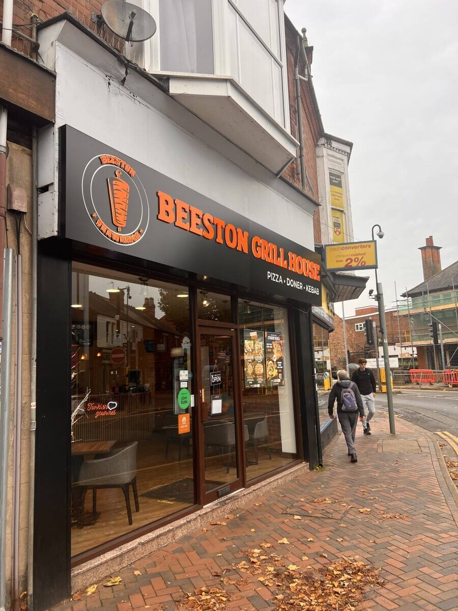 Prime student area takeaway shop for sale in Beeston, Nottingham 