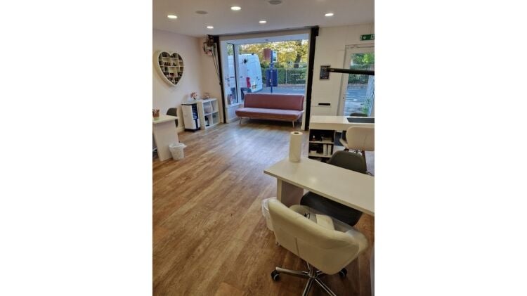 Thriving Beauty Salon & Nail Bar Based in York