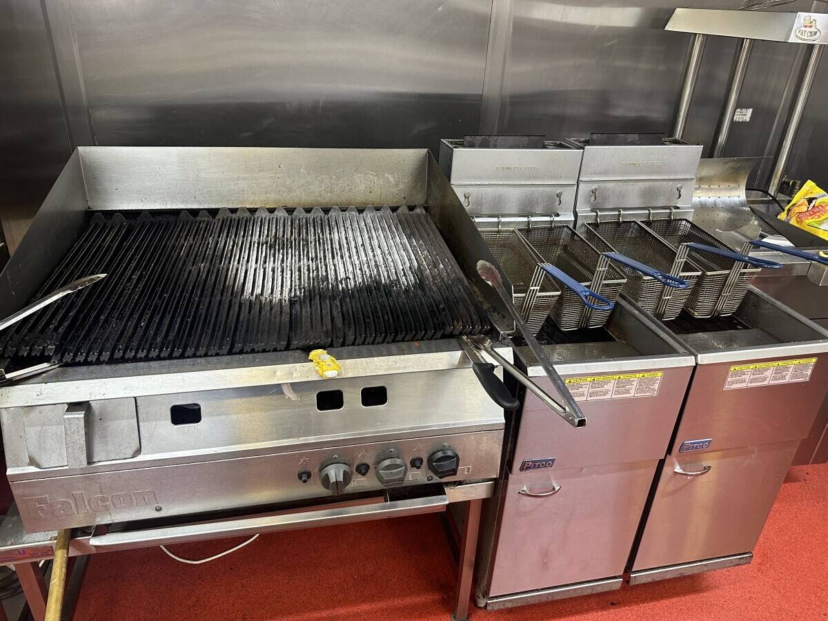 Fast Food Takeaway for sale in Radcliffe Photo 3