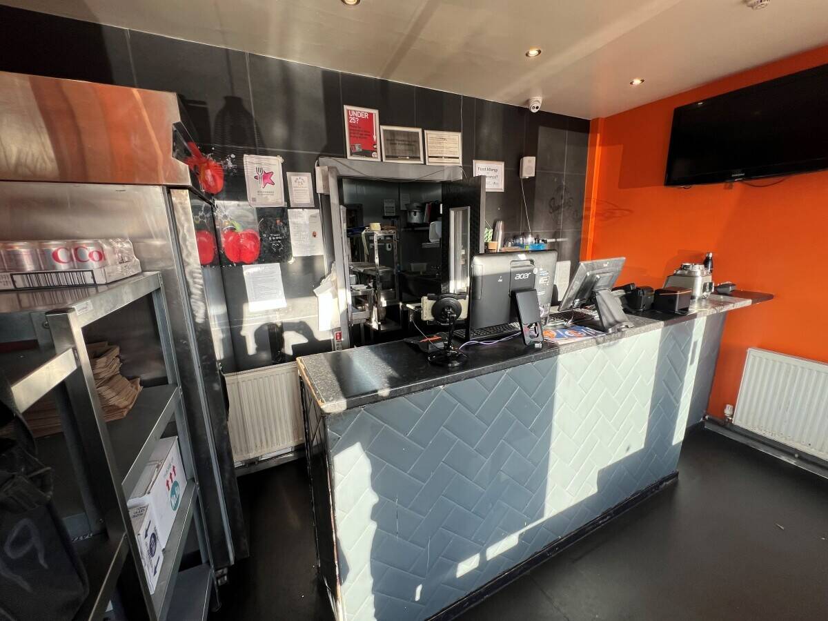 Full class 3 Hot Food Takeaway located on main thoroughfare west of Edinburgh City Centre (ref 1714)