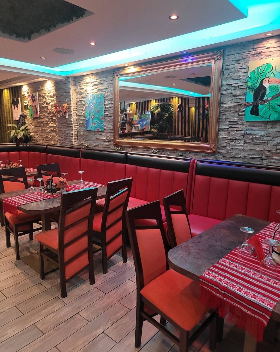 Restaurant for sale in Leicester  Photo 3