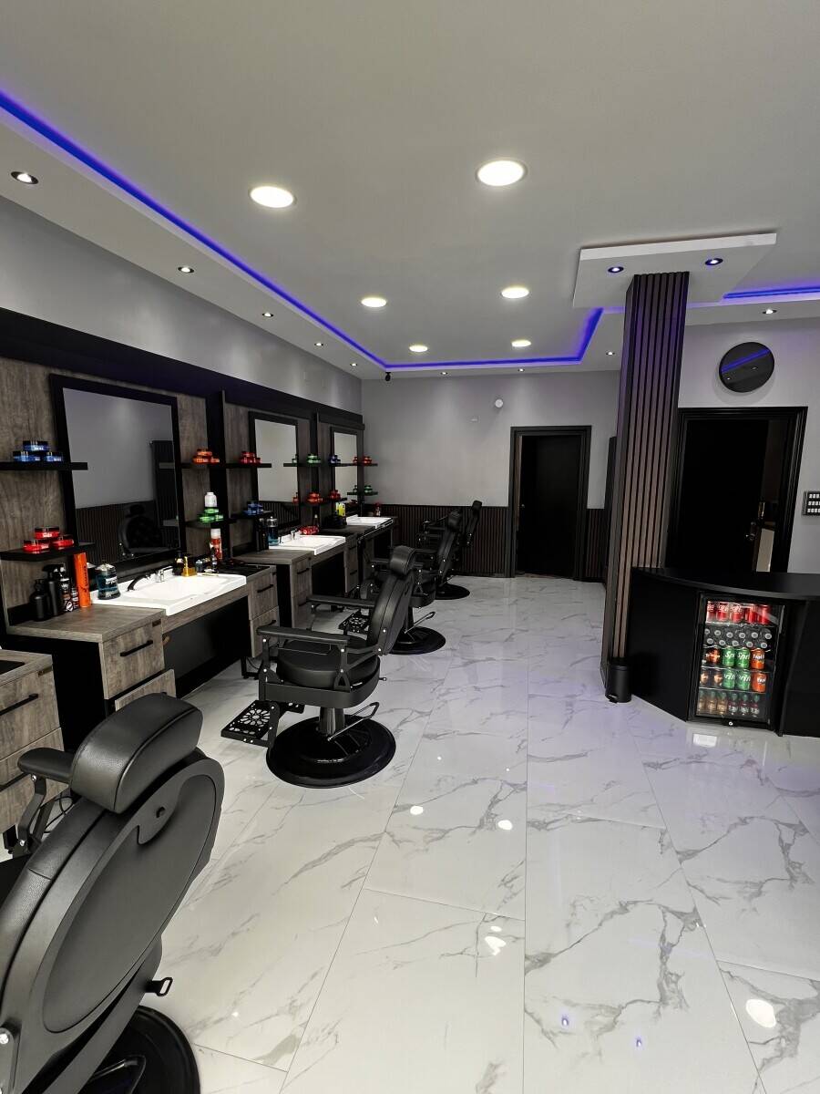 Barber shop for sale in Sutton/Wallington