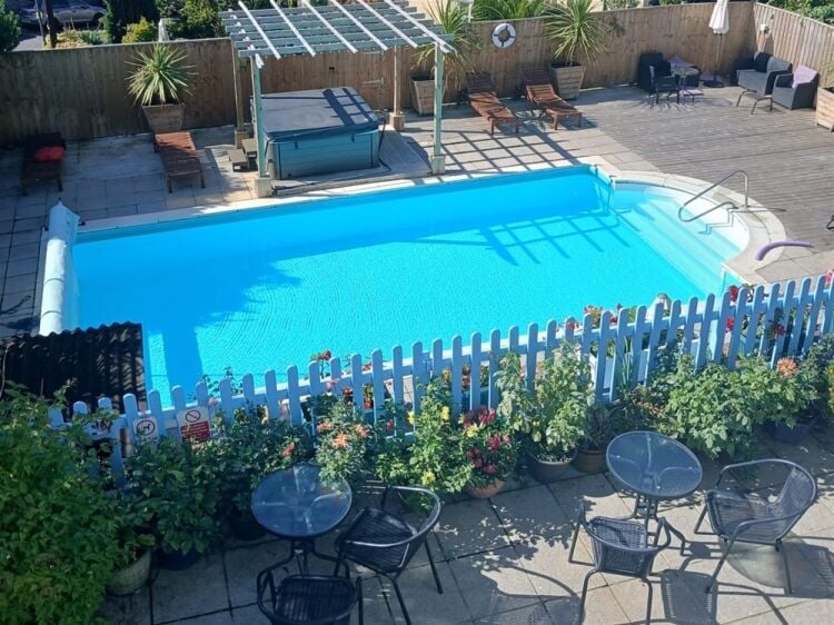 Impressive and Highly Rated Victorian Guest House For Sale in Torquay