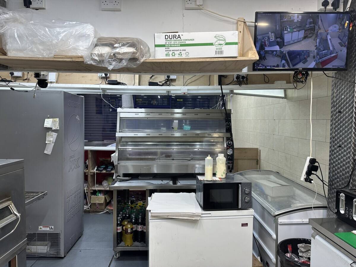 Mr Chicken take away for sale in prime location of liverpool 