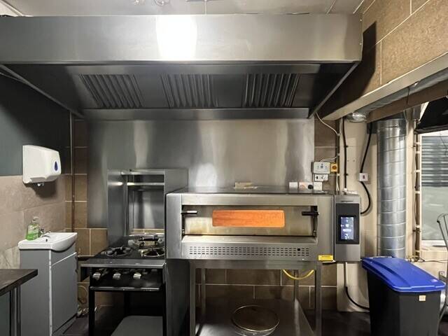 Fish and Chips Shop & Pizzeria for Sale in West Bromwich Photo 4