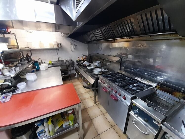Hot Food Take Away For Sale in Batley Photo 3