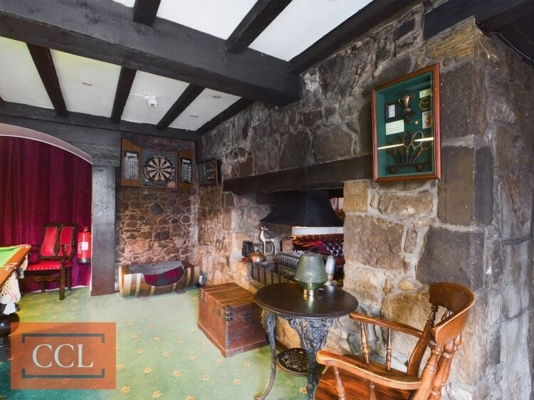 Charming Country Retreat Nestled in Glen Devon Photo 3