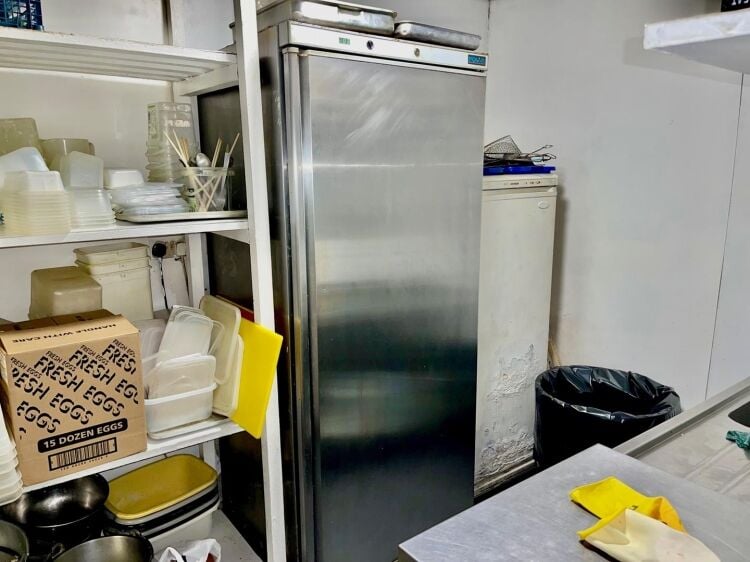 Freehold Chinese Takeaway Located  Mevagissey Cornwall Photo 3