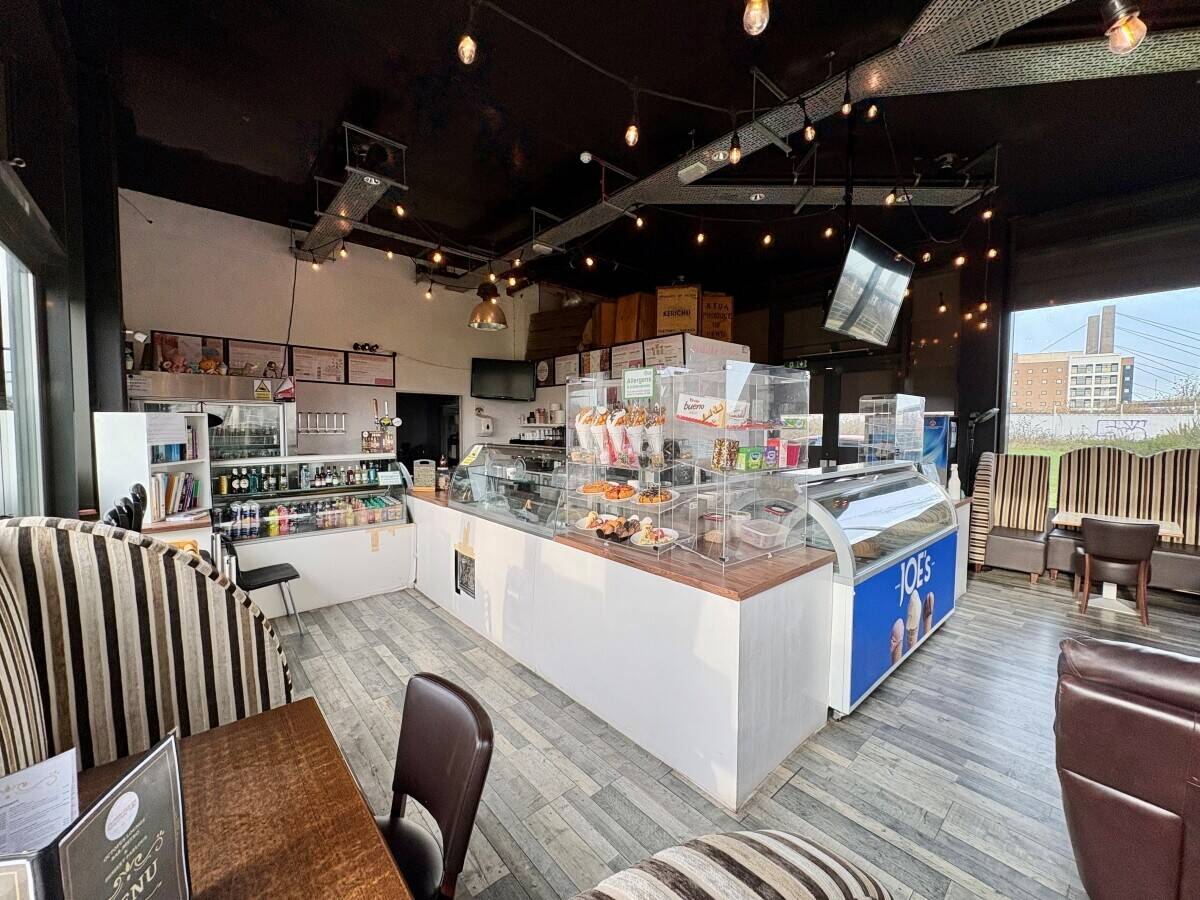 NEWPORT - RIVERSIDE RESTAURANT/CAFE Photo 3